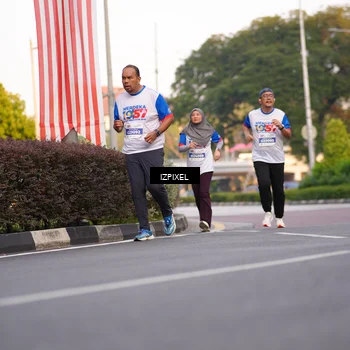Runner Photo 4734679