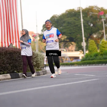 Runner Photo 4734702