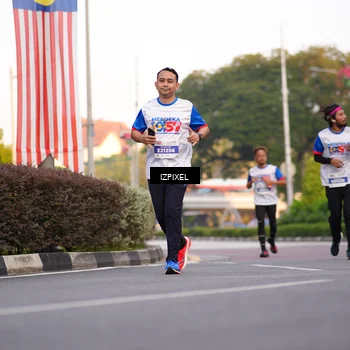 Runner Photo 4734750