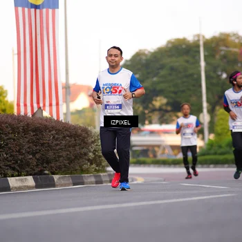Runner Photo 4734755