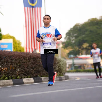 Runner Photo 4734766