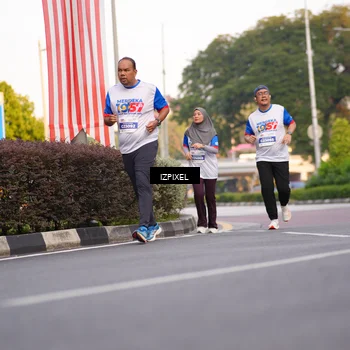 Runner Photo 4734875