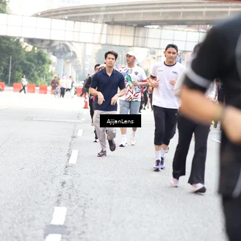 Runner Photo 4735374