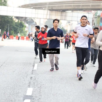 Runner Photo 4735376