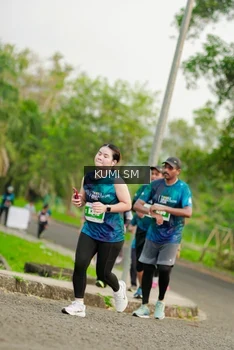 Runner Photo 4735443
