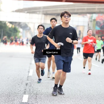 Runner Photo 4735472