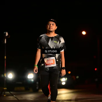 Runner Photo 4735543