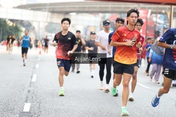 Runner Photo 4735562