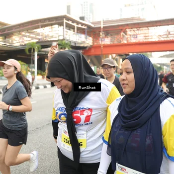 Runner Photo 4735572