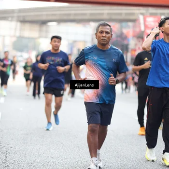Runner Photo 4735659