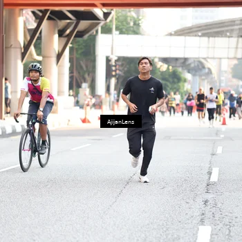 Runner Photo 4735753