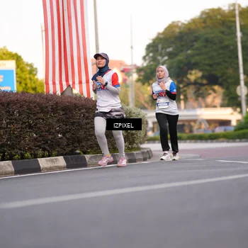 Runner Photo 4735942