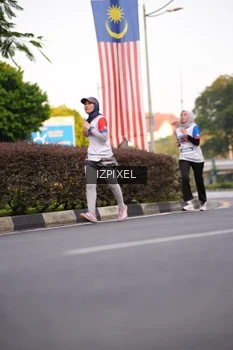 Runner Photo 4736035