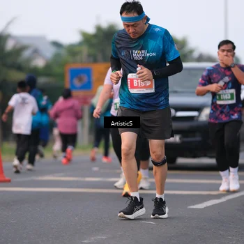 Runner Photo 4736044
