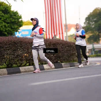 Runner Photo 4736091