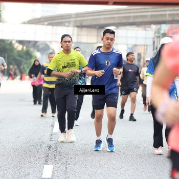 Runner Photo 4736120