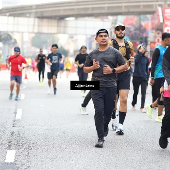 Runner Photo 4736215