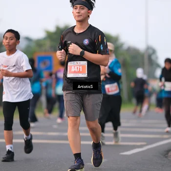 Runner Photo 4736254