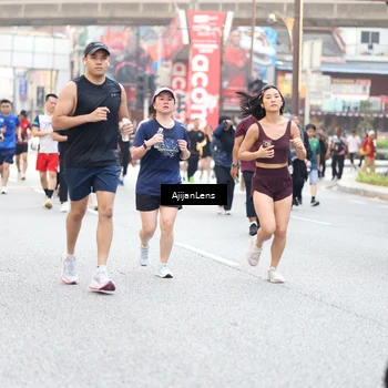 Runner Photo 4736365