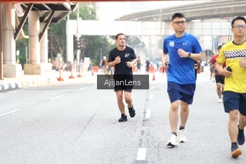 Runner Photo 4736493