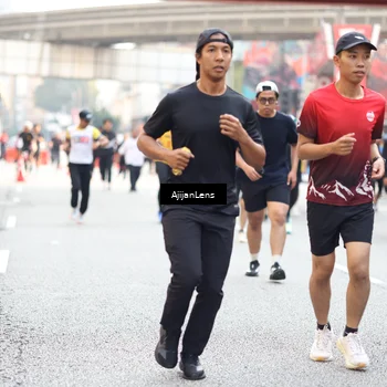 Runner Photo 4736533