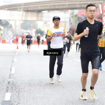 Runner Photo 4736566