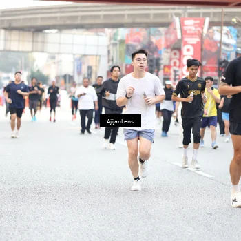 Runner Photo 4736618