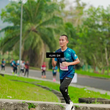 Runner Photo 4736632