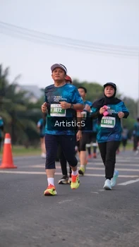 Runner Photo 4736736