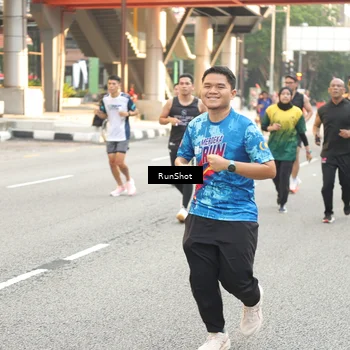 Runner Photo 4737170