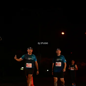 Runner Photo 4737175