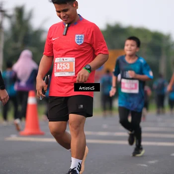 Runner Photo 4737345