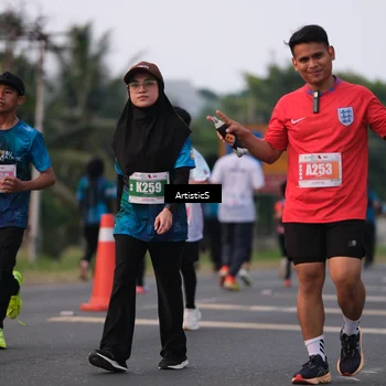 Runner Photo 4737424