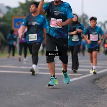 Runner Photo 4737456