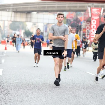 Runner Photo 4737496