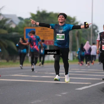 Runner Photo 4737540