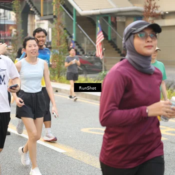 Runner Photo 4737575