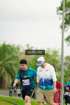 Runner Photo 4737599