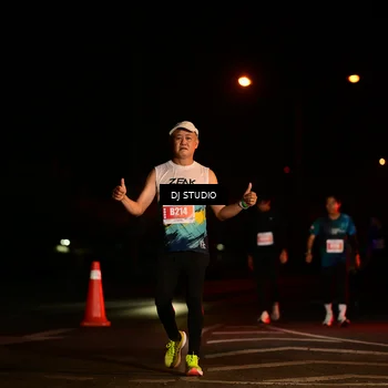 Runner Photo 4737613