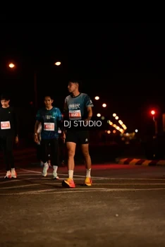 Runner Photo 4737653