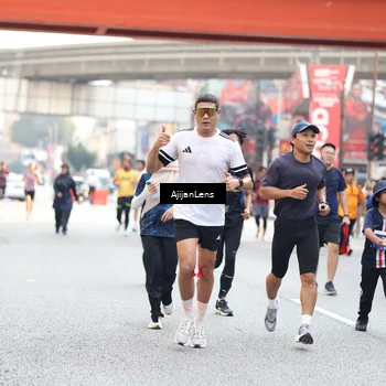 Runner Photo 4737794