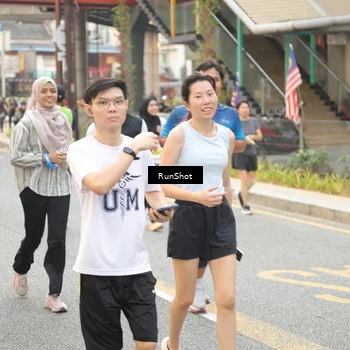 Runner Photo 4737815