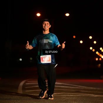 Runner Photo 4737816