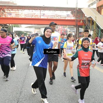 Runner Photo 4738052