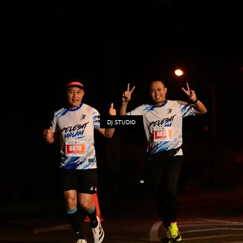 Runner Photo 4738313