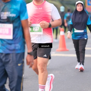 Runner Photo 4738567