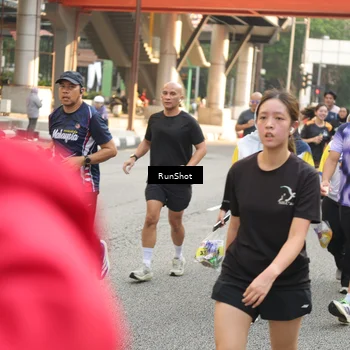 Runner Photo 4739341