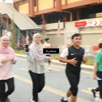 Runner Photo 4739376