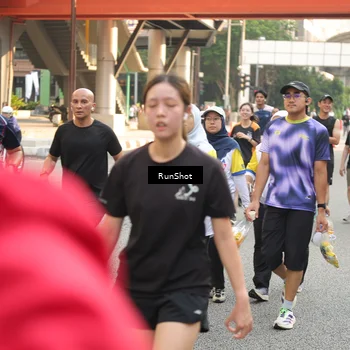 Runner Photo 4739393