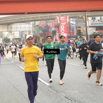 Runner Photo 4739672